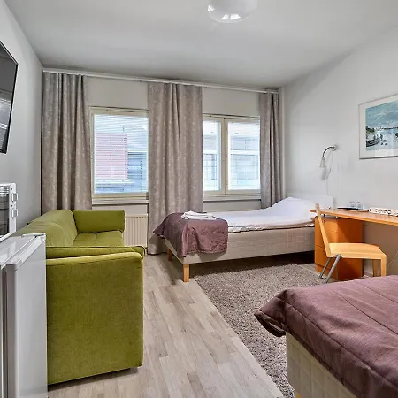 Gasthaus Lohja Bed & Breakfast Szálloda